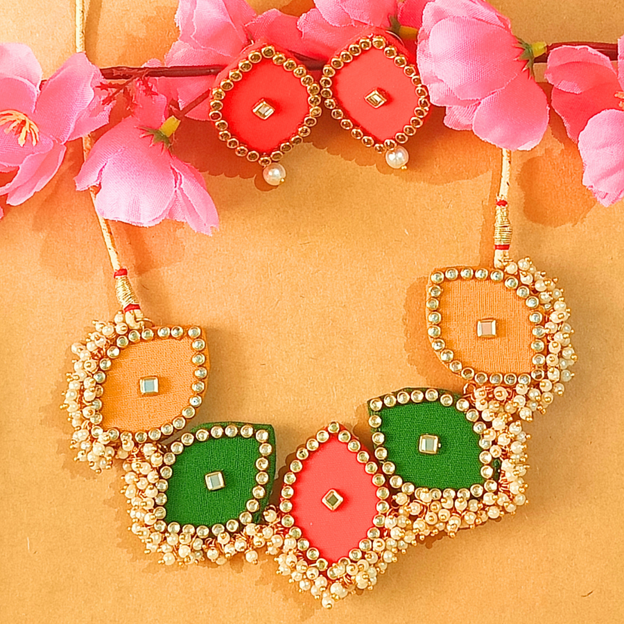 Fabric multicolour necklace set