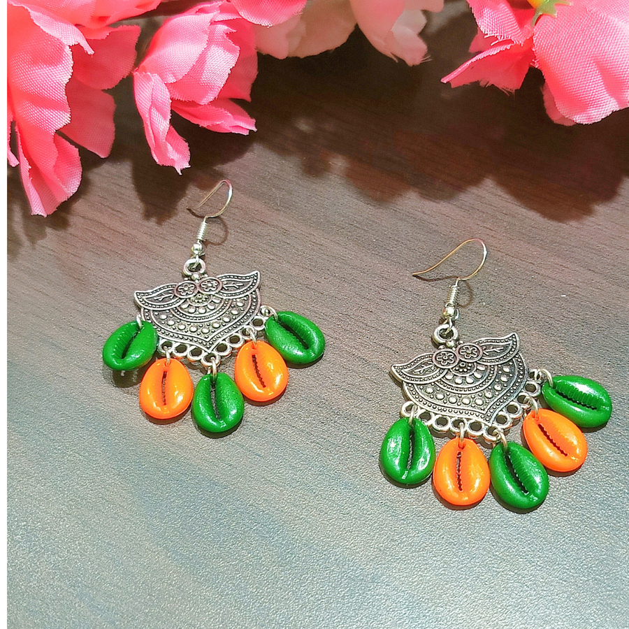 Multicolour kawrishell earrings