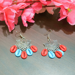 Multicolour kawrishell earrings